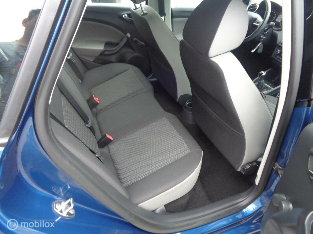 Seat Ibiza st 1.0 tsi style connect/airco/ecc/navi/carplay/pdc/cruise