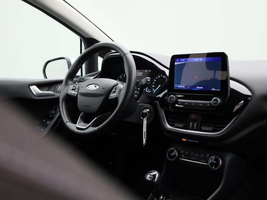 Ford Fiesta 1.0 ecoboost hybrid titanium | cruise control | climate control