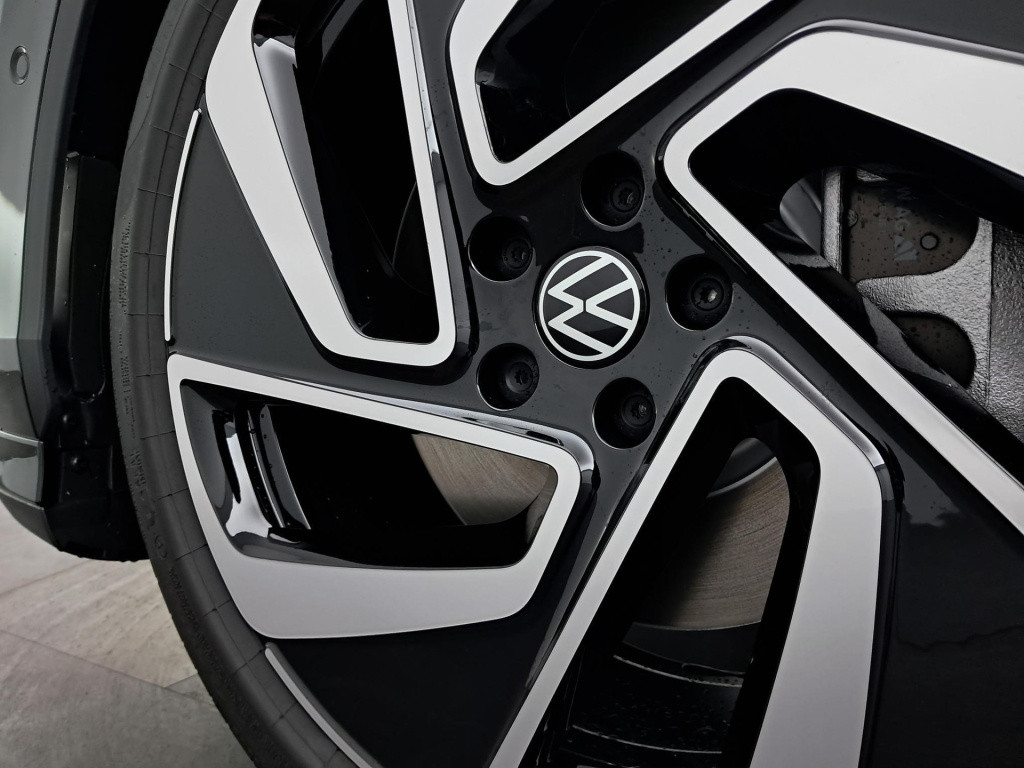 Volkswagen Id.7 tourer pro business 77 kwh accu. 210 kw / 286 pk variant