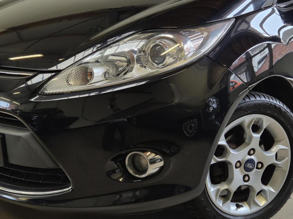 Ford Fiesta 1.25 titanium / distributieriem vervangen / koppeling vervangen