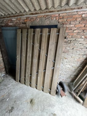 Te koop Houten poort deur met stalen frame