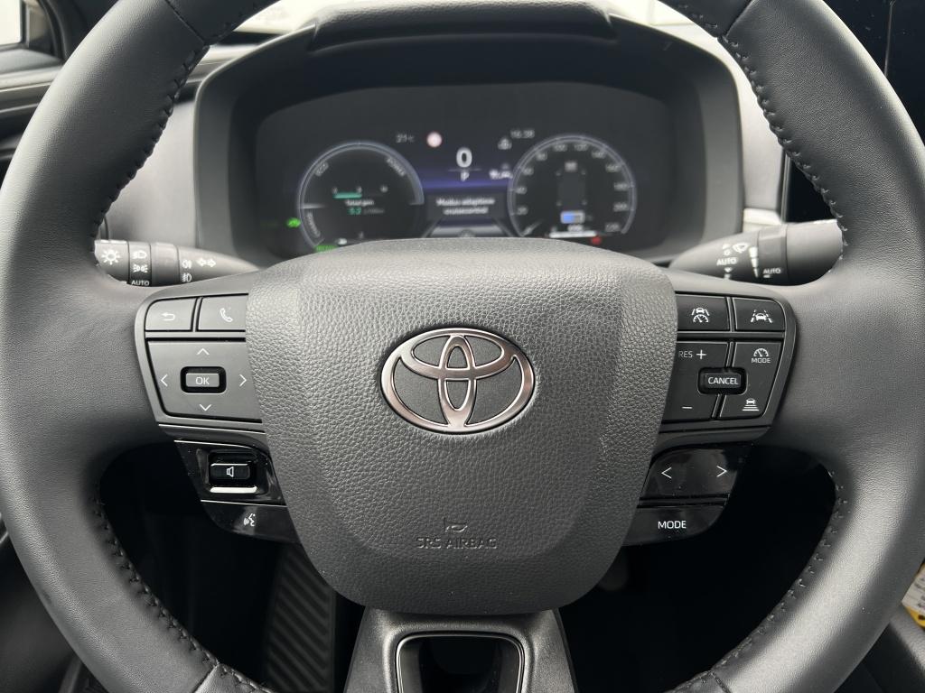 Toyota C-hr 1.8 hybrid 140 dyn