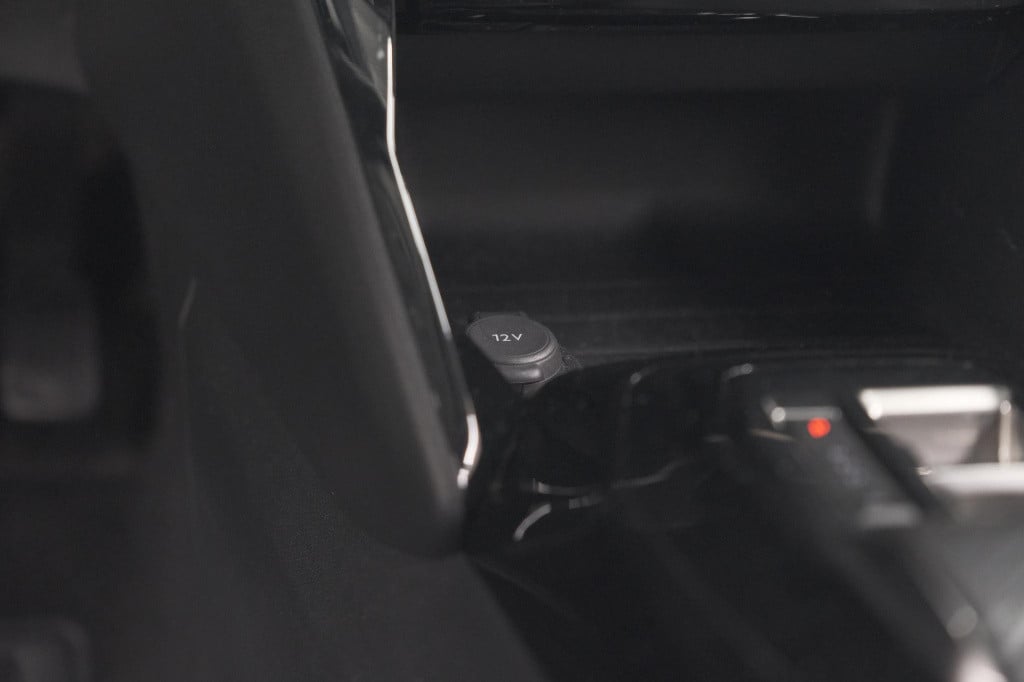 Peugeot E-2008 ev allure pack 50 kwh | 3 fase laadfunctie | camera | naviga