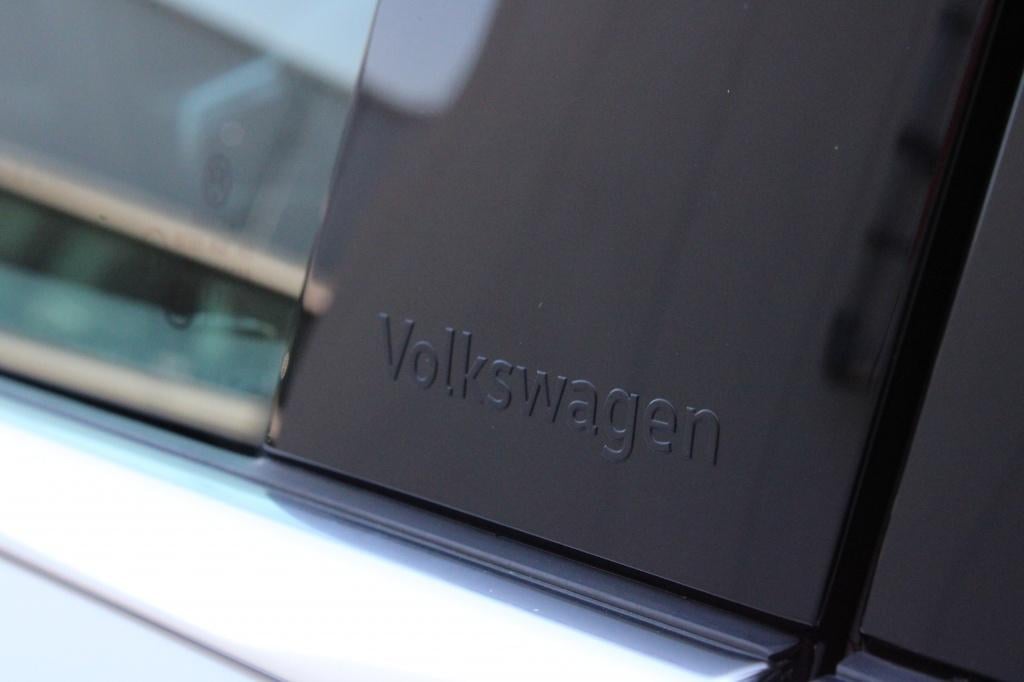 Volkswagen Tiguan 1.4 tsi ehy r bns+