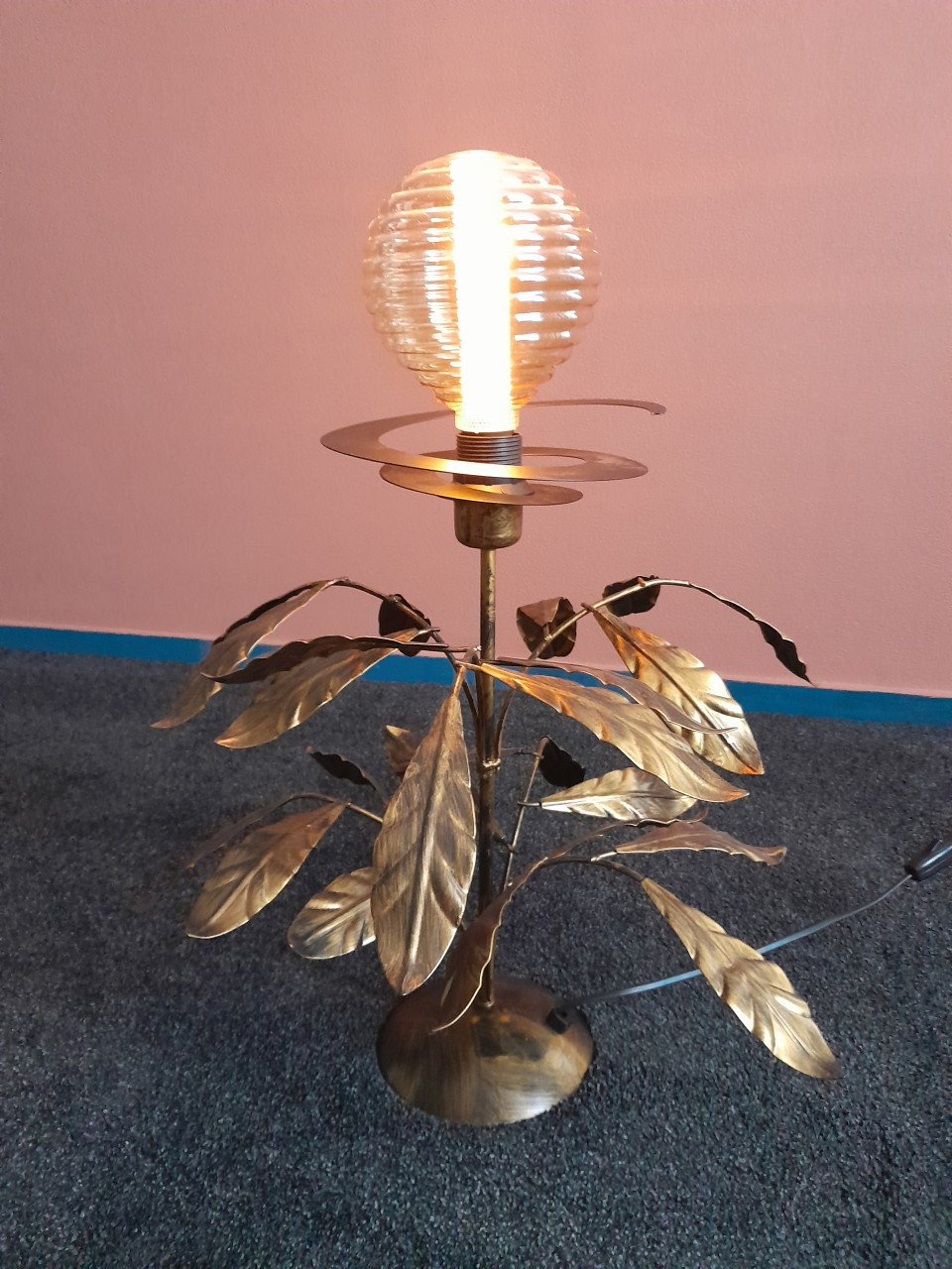 Klassieke Tafellamp met led kooldraad