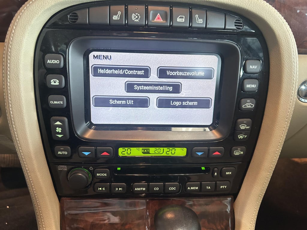 Jaguar Xj 3.0 v6