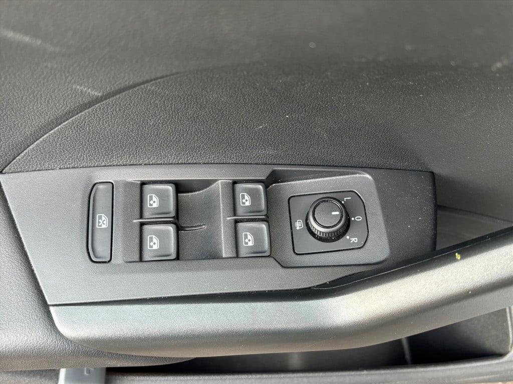 Volkswagen T-cross 1.0 tsi 110pk 7-dsg life|1e eigenaar|nl auto|navigatie|c