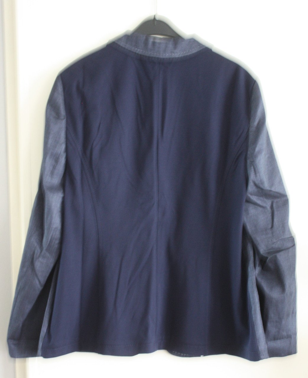 Jeanskleurig jasje -blazer maat 44