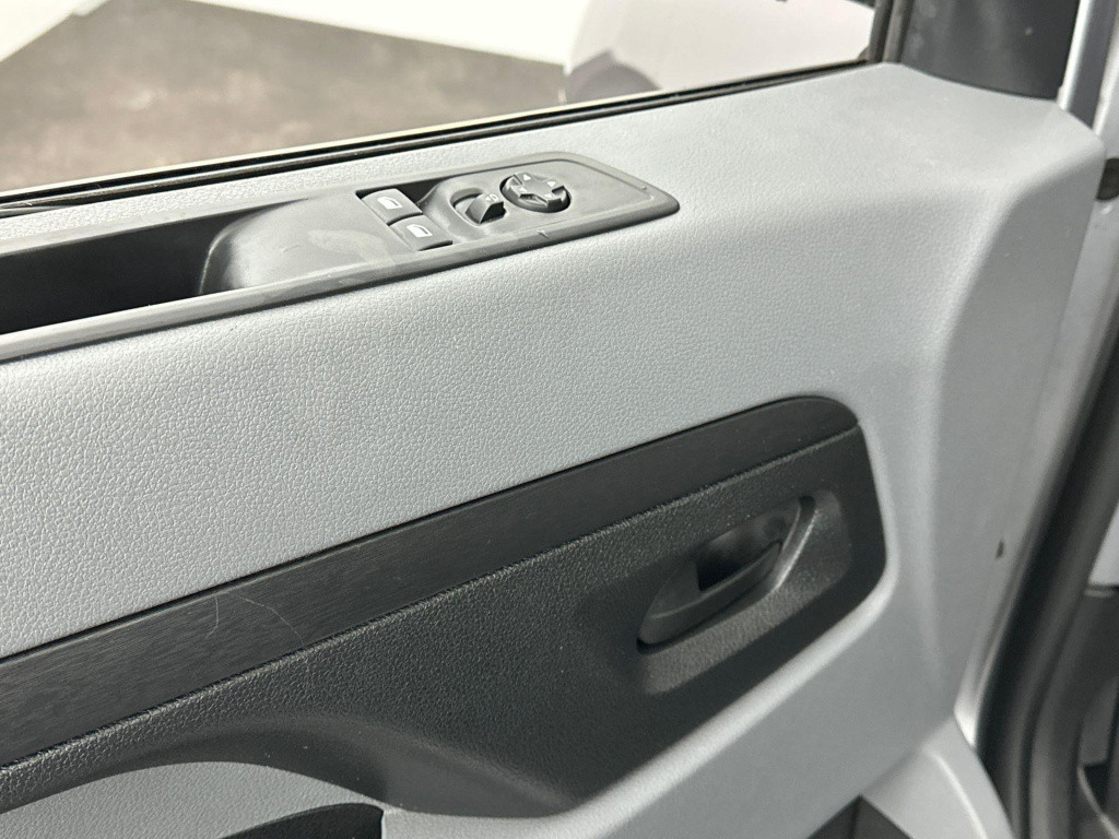 Opel Vivaro 2.0 cdti l2h1 innovation | carplay | trekhaak | pdc |