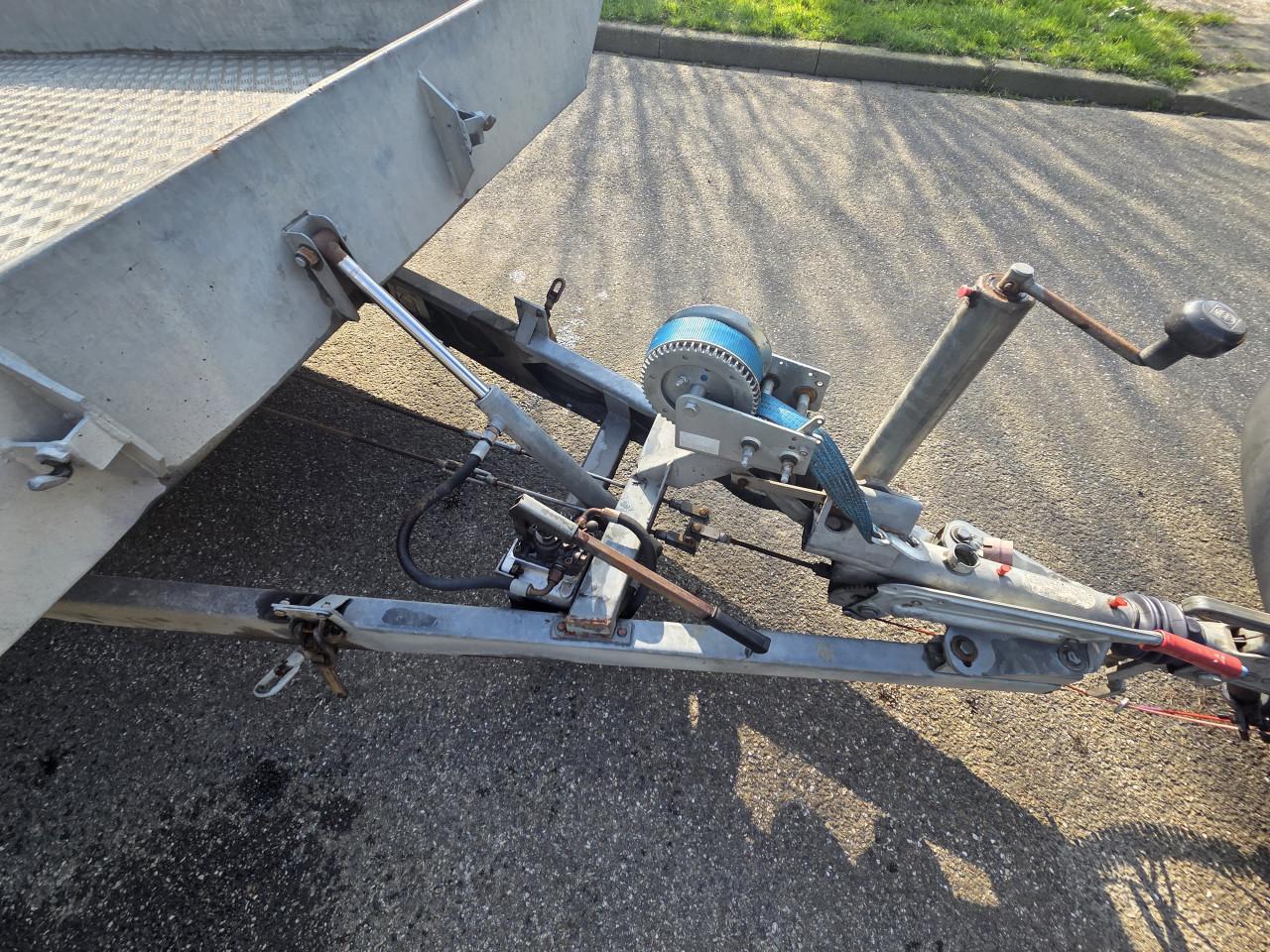 Hapert machine/autotransporter 1m90 x 4m25 2700kg