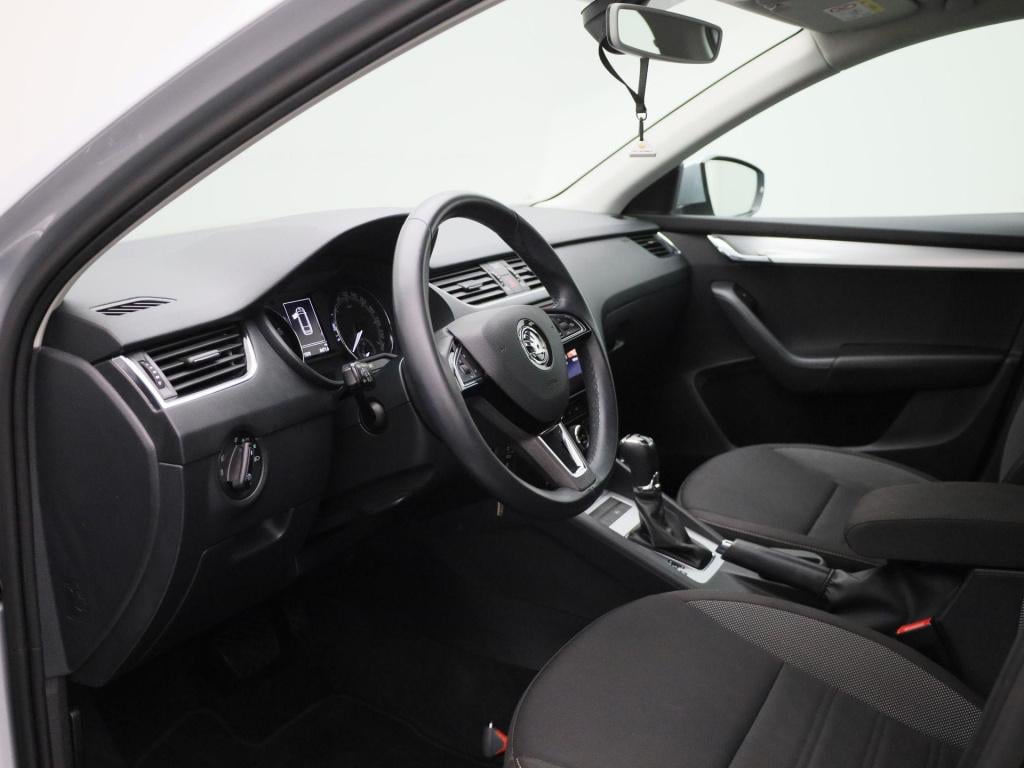 Skoda Octavia combi 1.5 tsi greentech business edition | automaat | climate