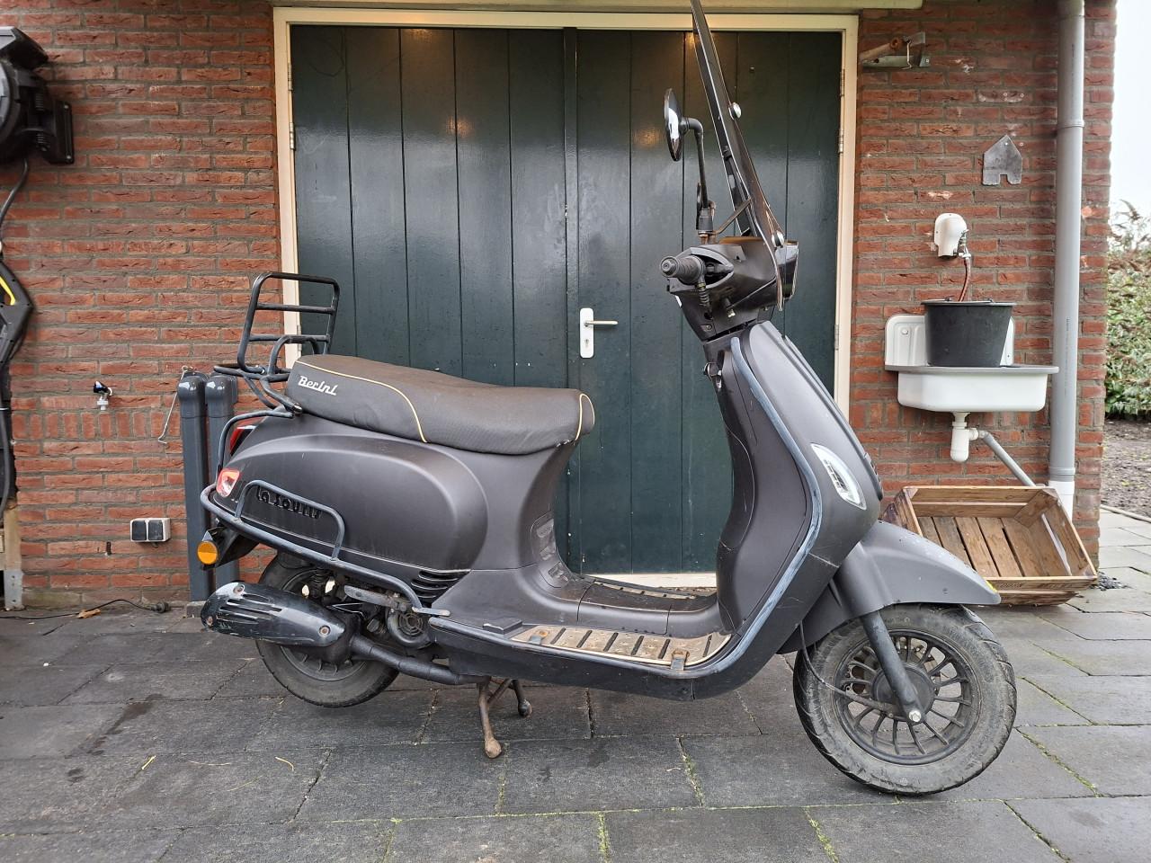 Te koop brom scooter