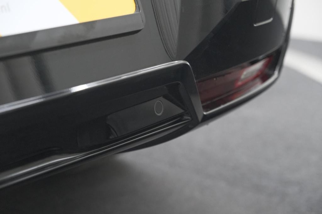 Peugeot E-3008 gt avantage 210 73 kwh | schuif-/kanteldak | warmtepomp | 36