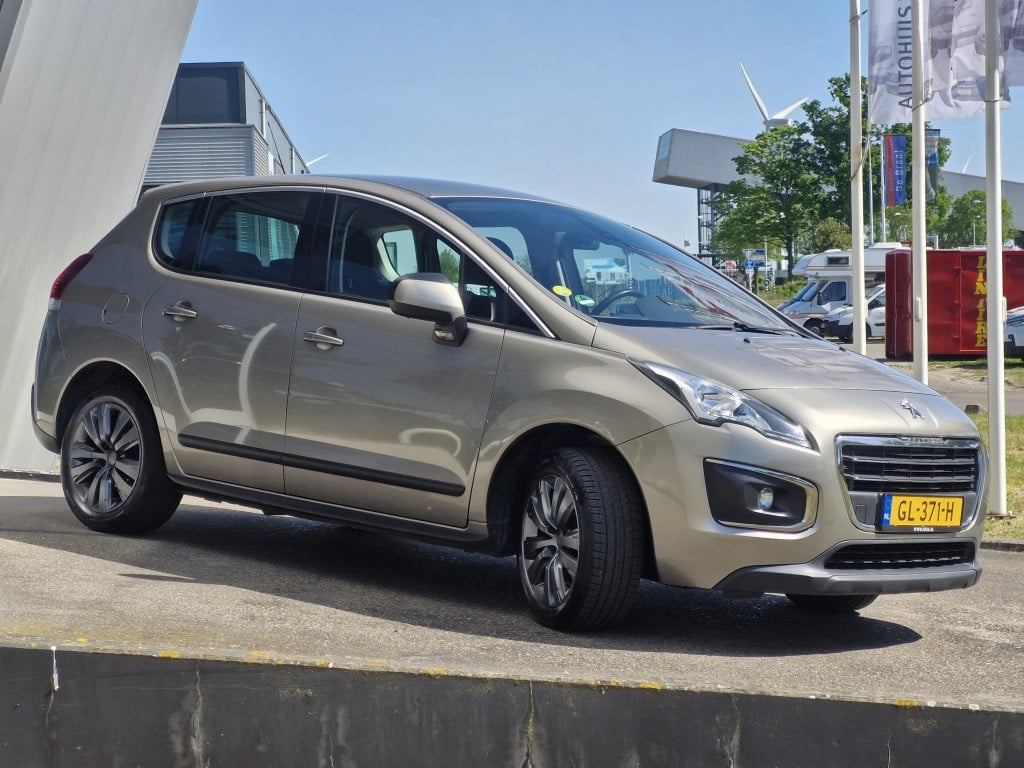 Peugeot 3008 1.6 e-hdi blue lease