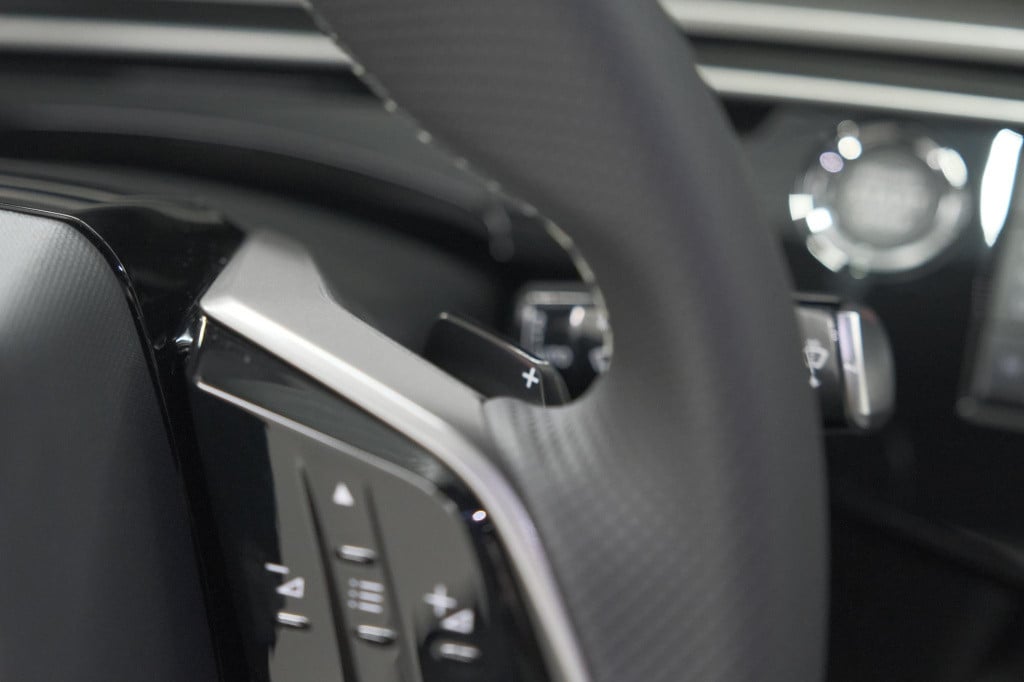 Peugeot 5008 1.2 hybrid 145 gt | panoramadak | camera | elektrische achterk