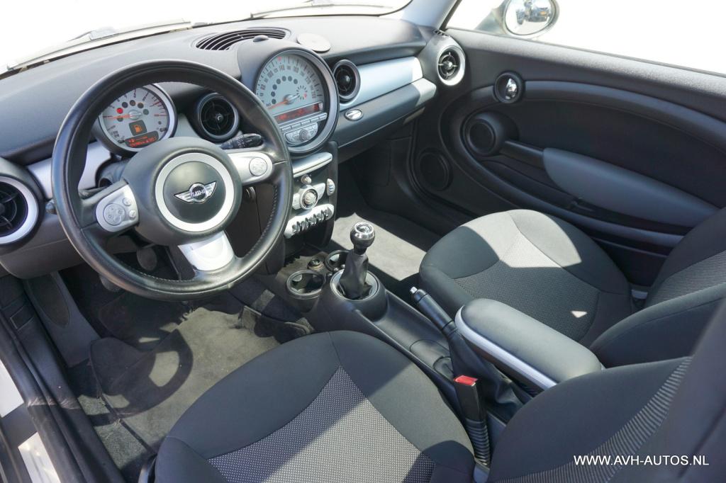 Mini One mini 1.6 minimalist business line