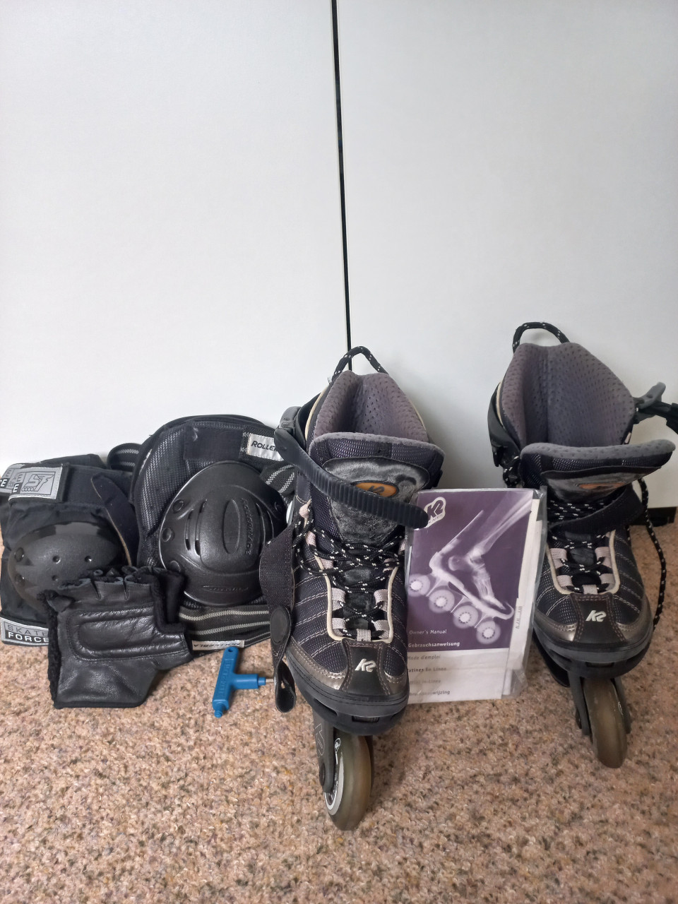 Skates