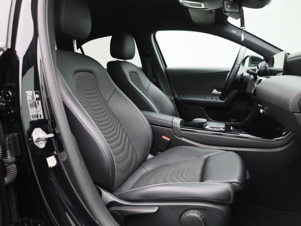 Mercedes-Benz A-Klasse 250 e business line | phev | automaat | navigatie |