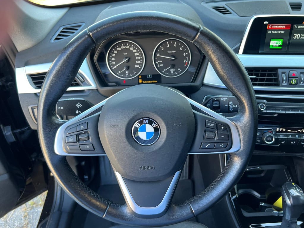 BMW X1 xdrive20i high executive sport-line aut | leer | 18'' | nav | trekha