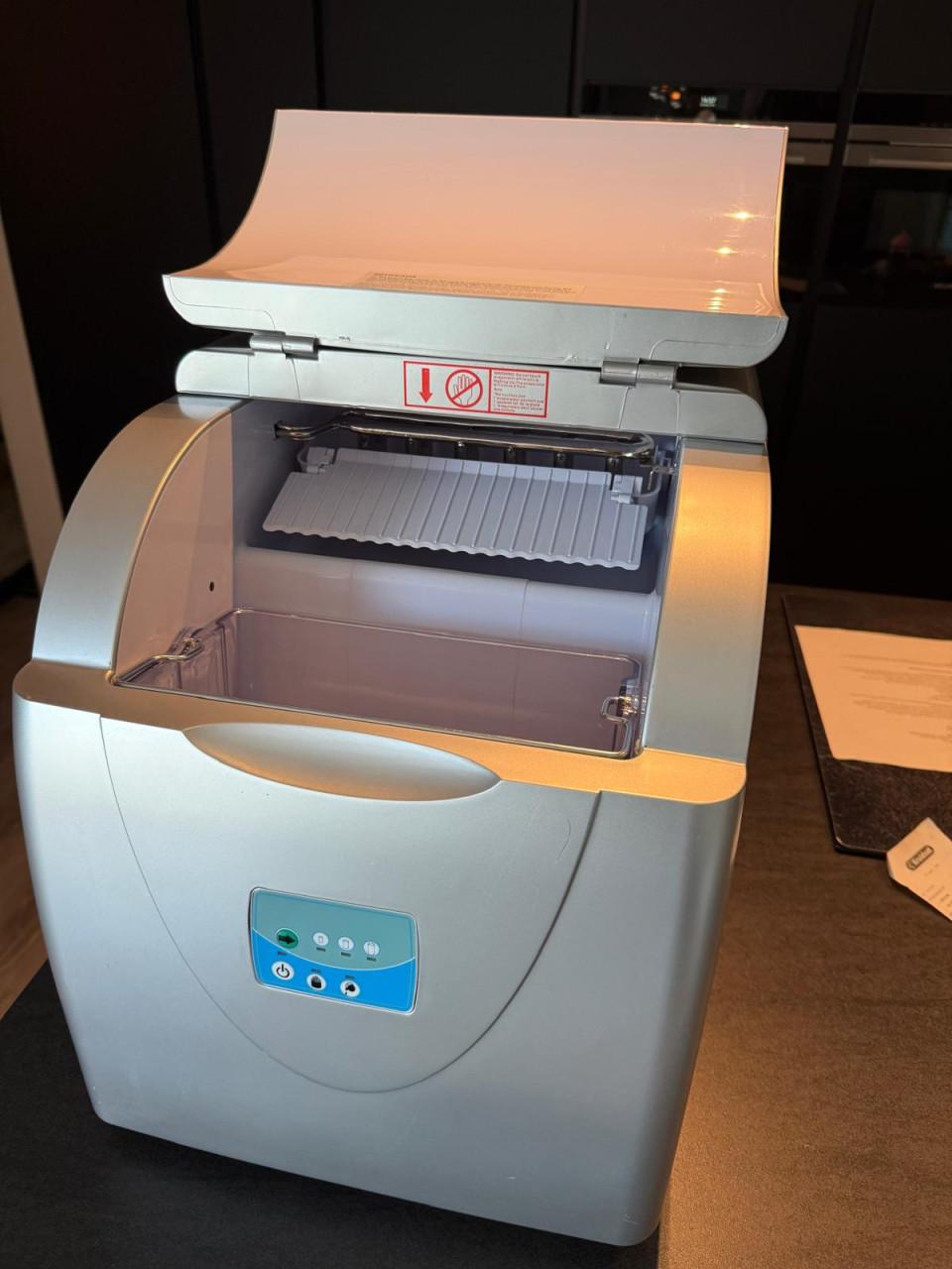 IJsblokjesmachine