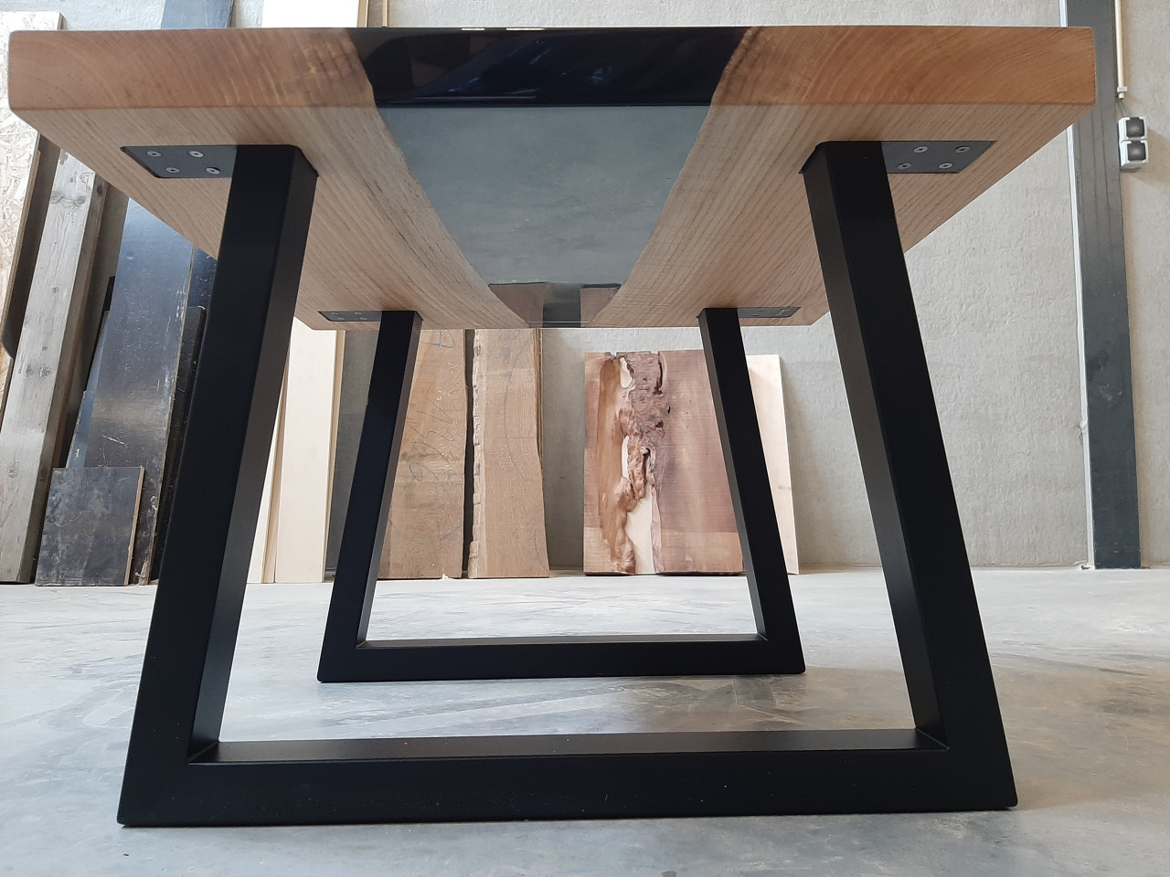 Epoxy bijzzettafel