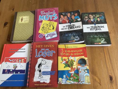 Te koop kinderboeken, amper in gekeken