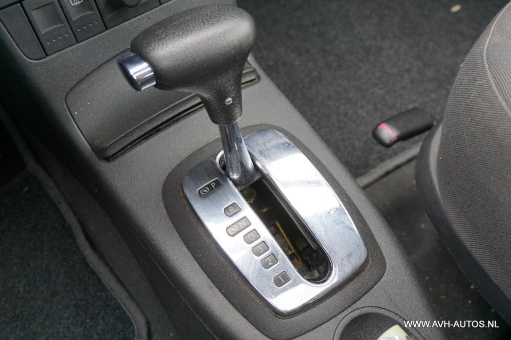 Volkswagen Lupo 1.4-16v trendline automaat