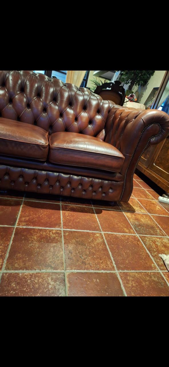 Chesterfield bank te koop