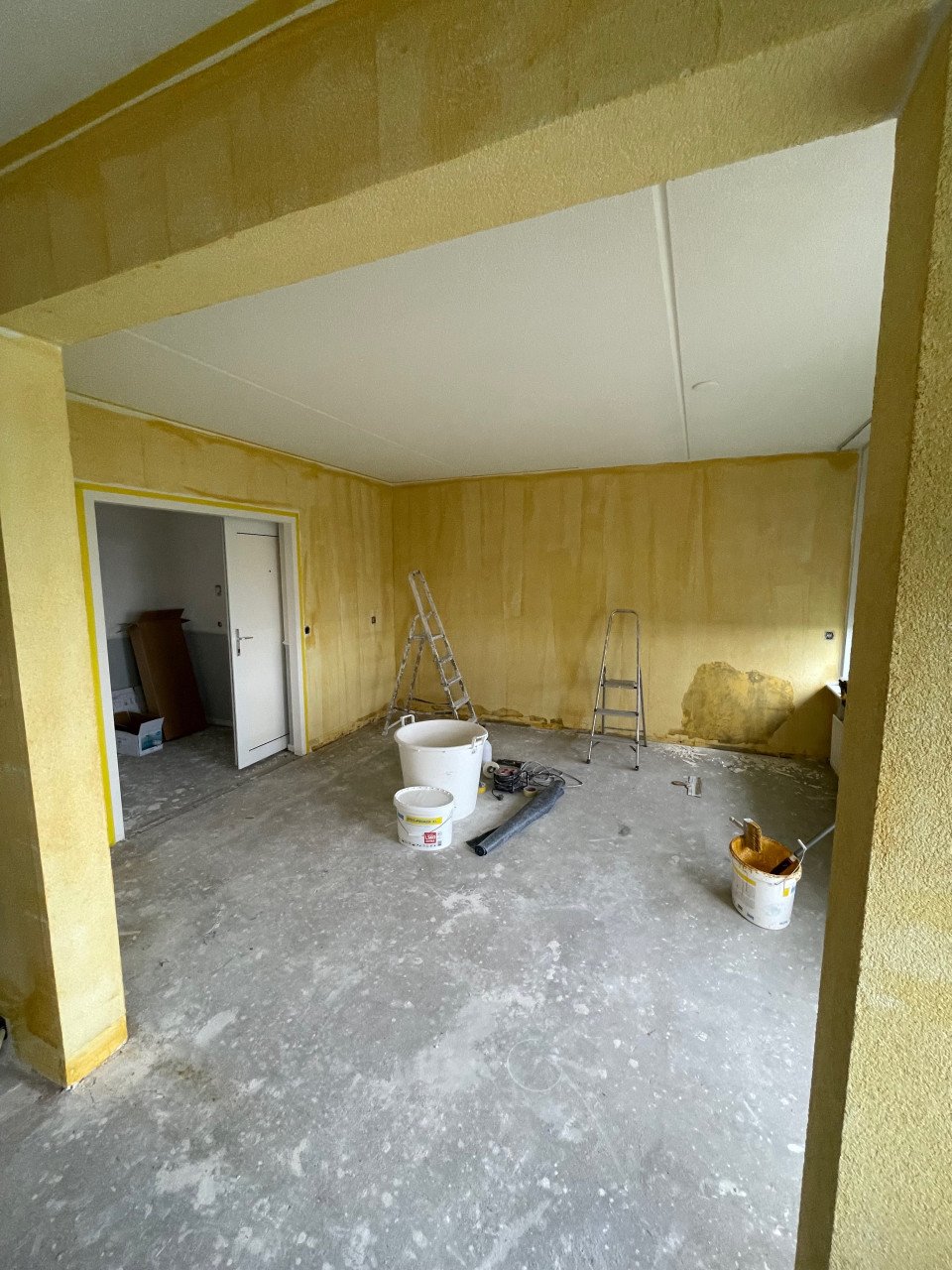 Stukadoors & Schillderwerk : 0687255401.