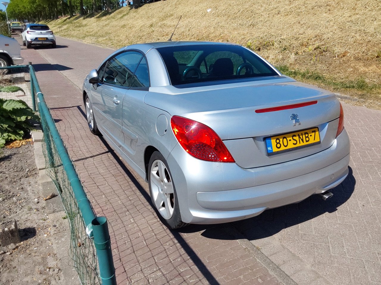 Auto