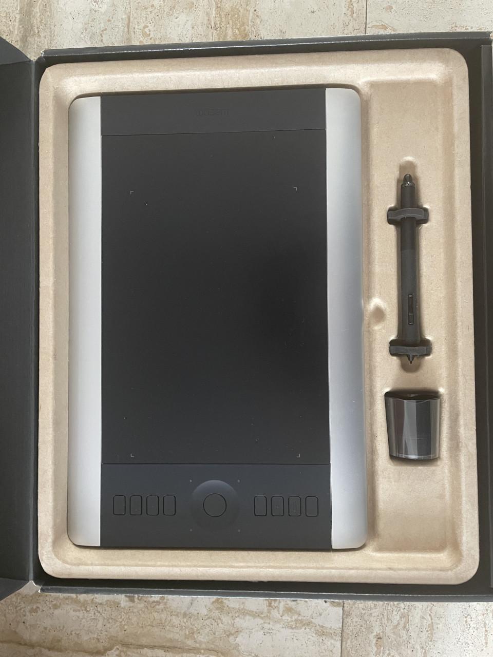 Wacomintuos pro tekentablet