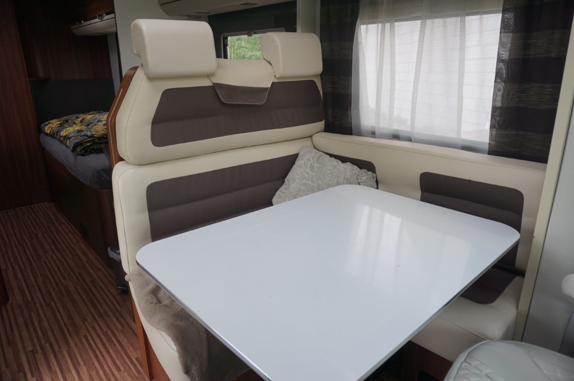 Adria Coral Supreme S 670 SL T 2015 met 38.000km euro 5