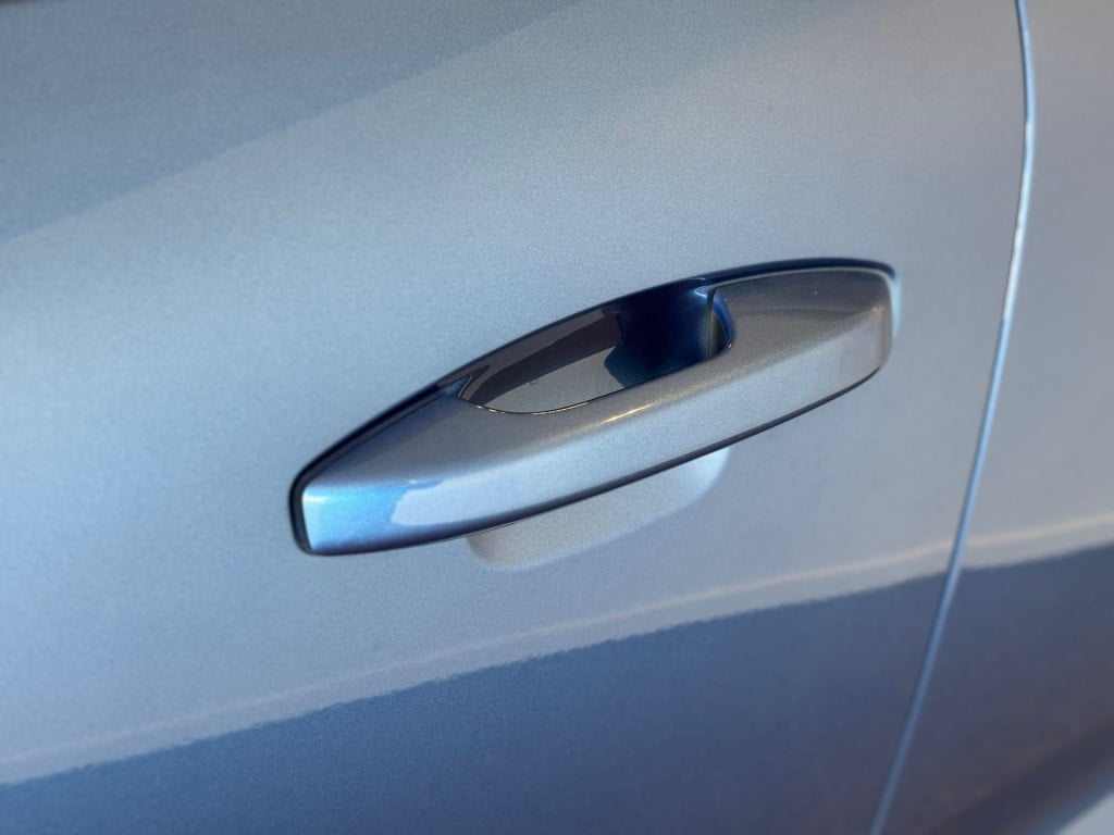 Volvo XC40 1.5 t4 recharge r-design