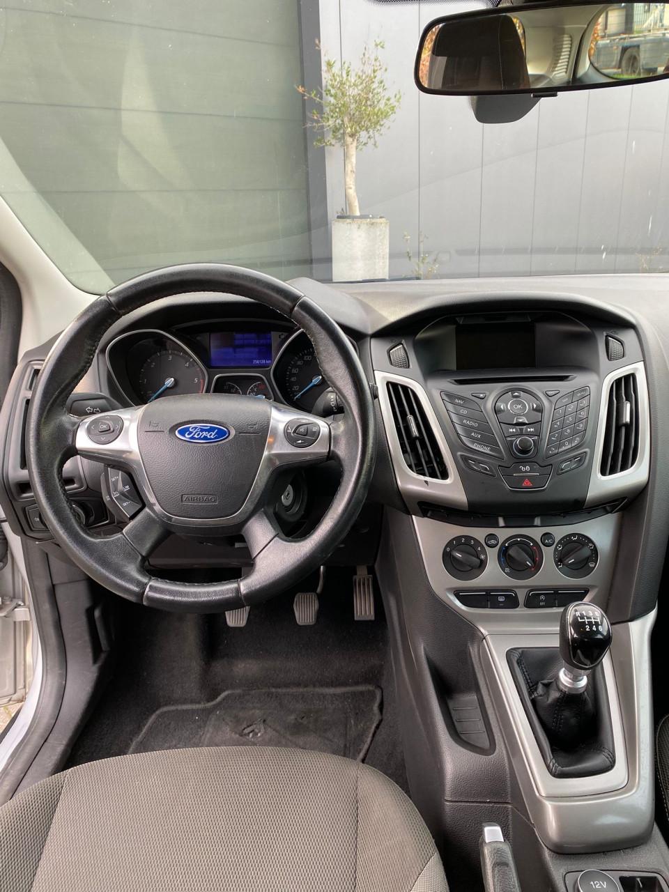 Ford Focus 1.6 Tdci 77KW Wagon 2012 Grijs | NAP