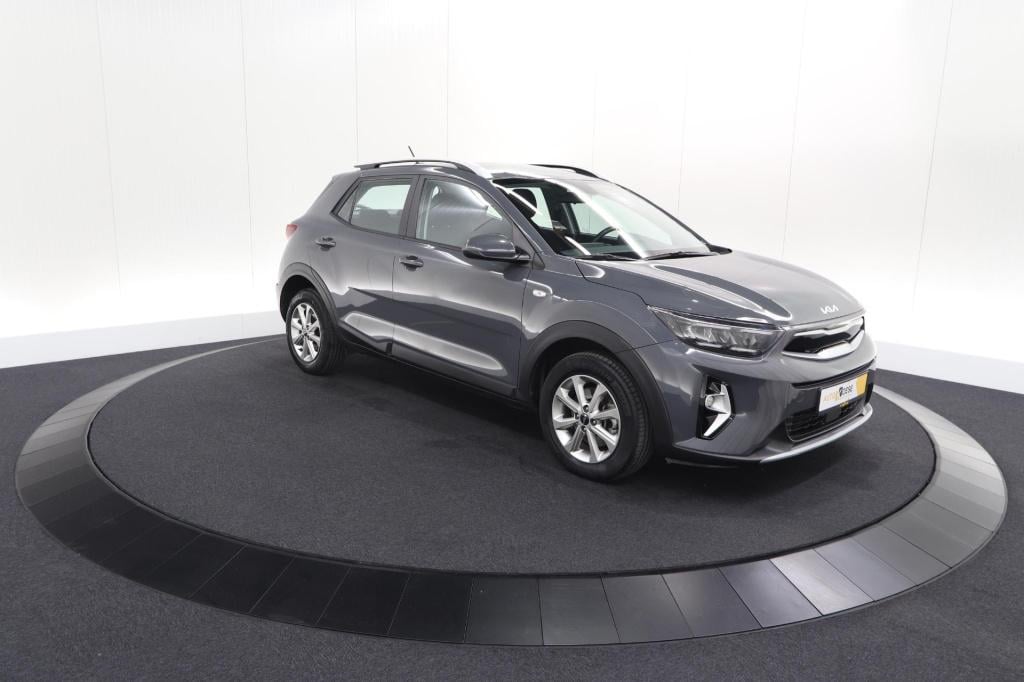 Kia Stonic 1.0 t-gdi mhev dynamicline | camera | apple carplay | parkeersen