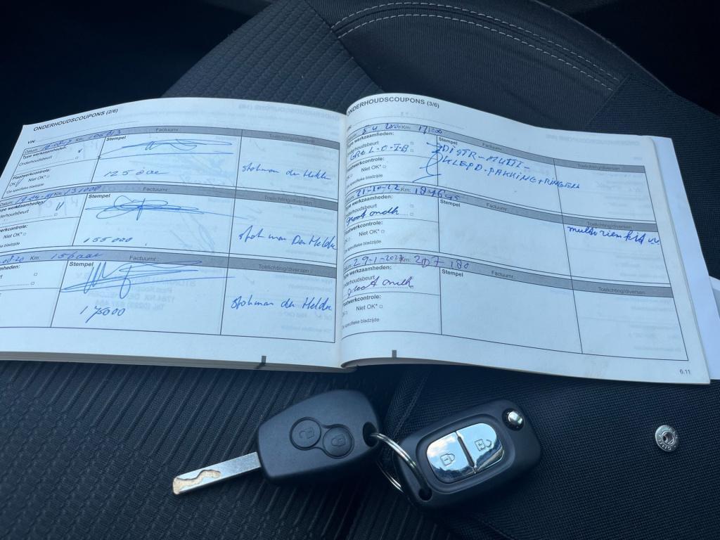 Renault Clio estate 1.2 tce 20th anniversary | nwe apk | airco