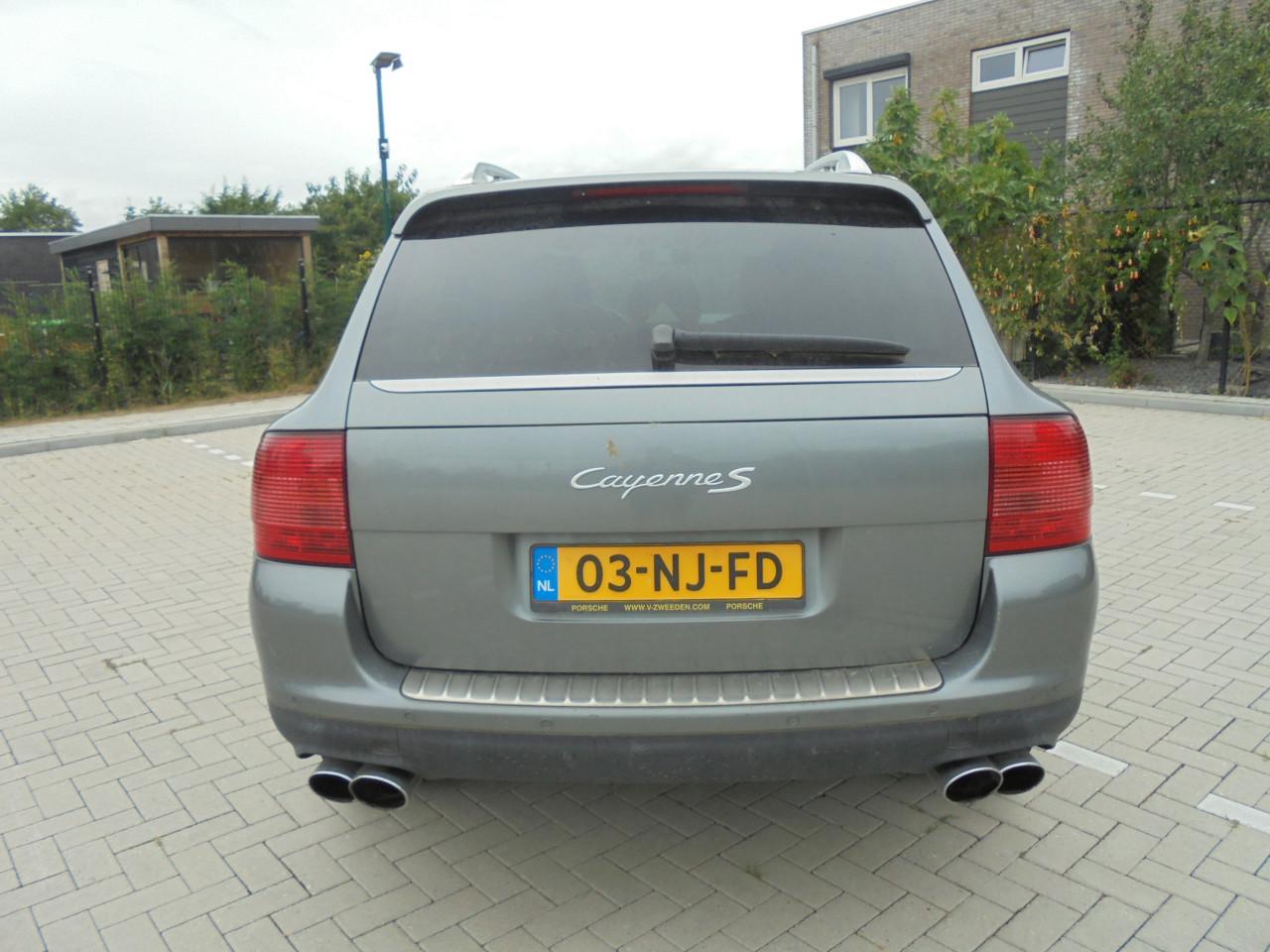 Cayenne 4.5 S ZO MEENEEM AUTO !! goede auto € 3250