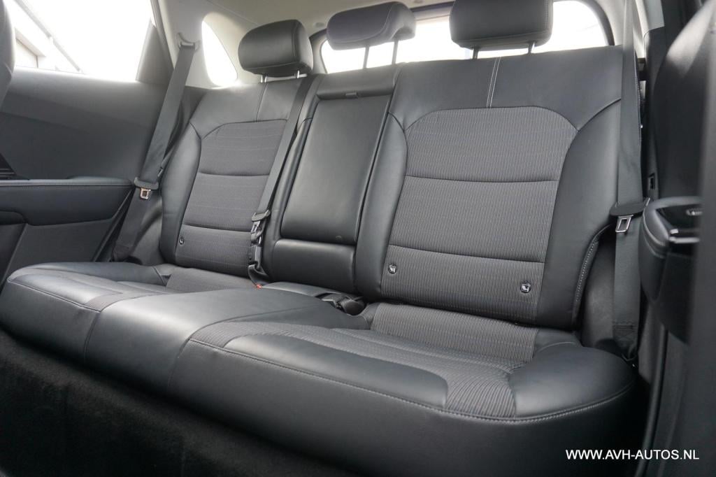 Kia Niro 1.6 gdi hybrid first edition