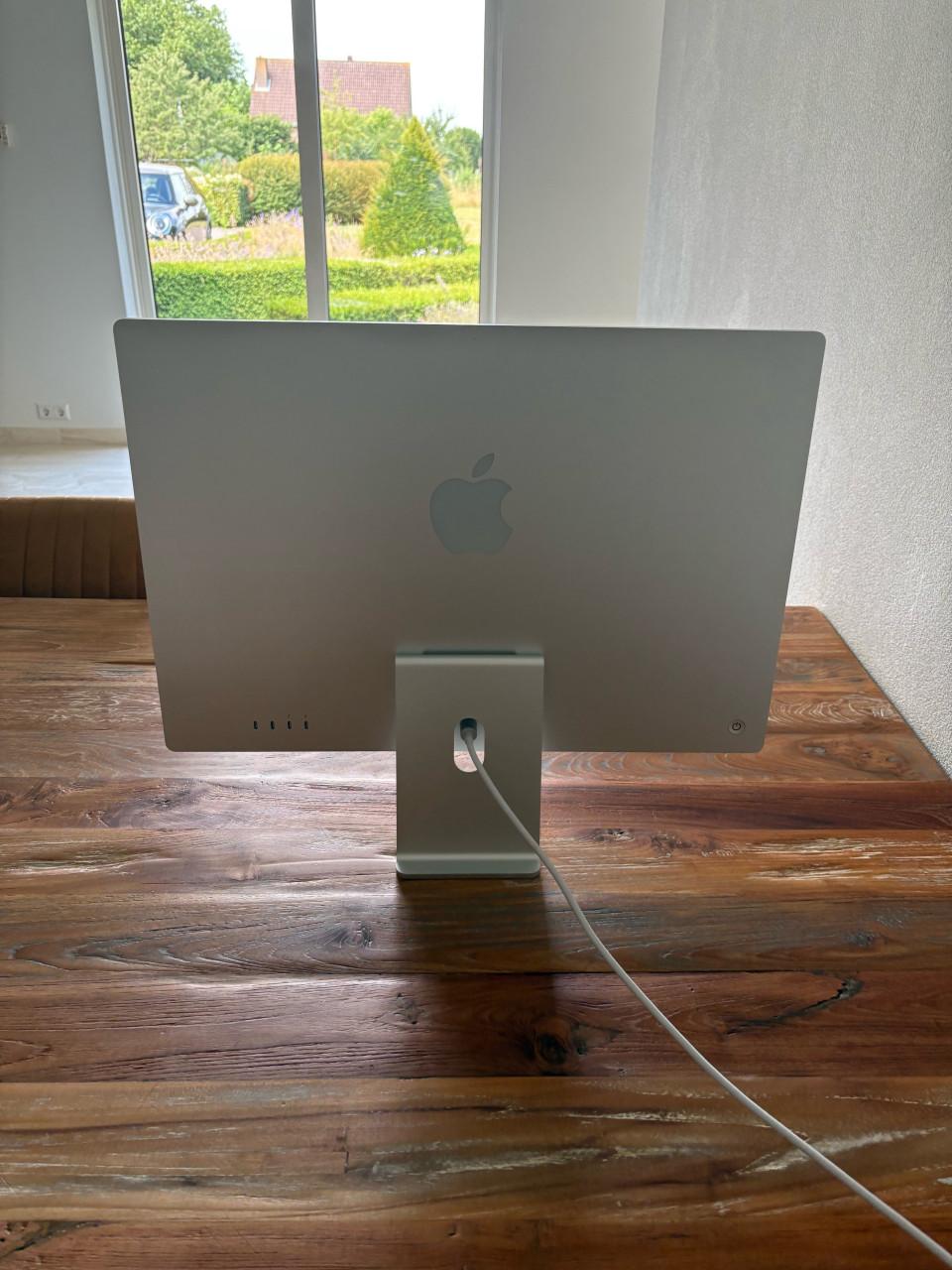 Apple iMac 24-inch M1 (2021) | 16GB RAM | 256GB SSD