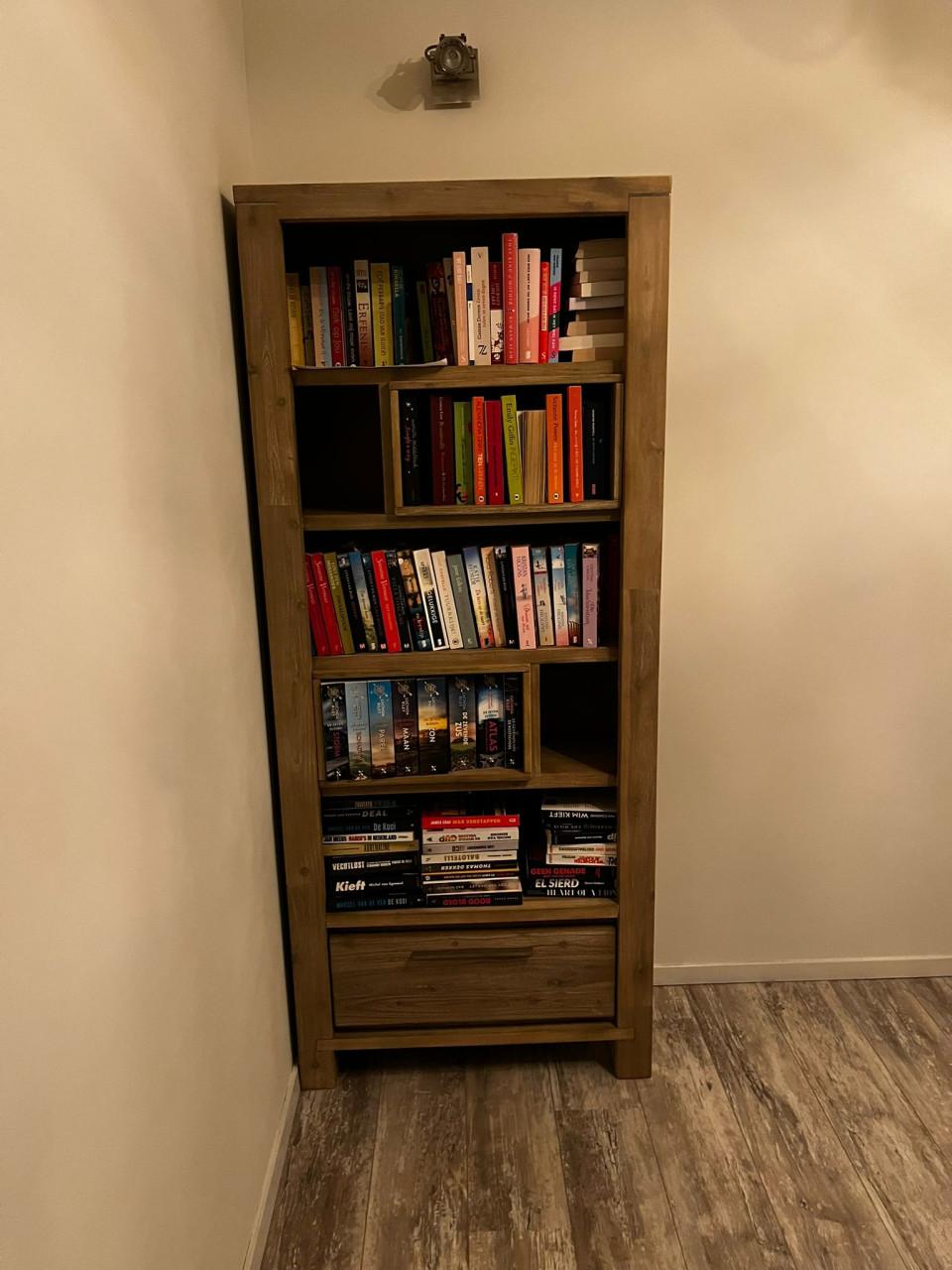 Boekenkast Henders & Hazel