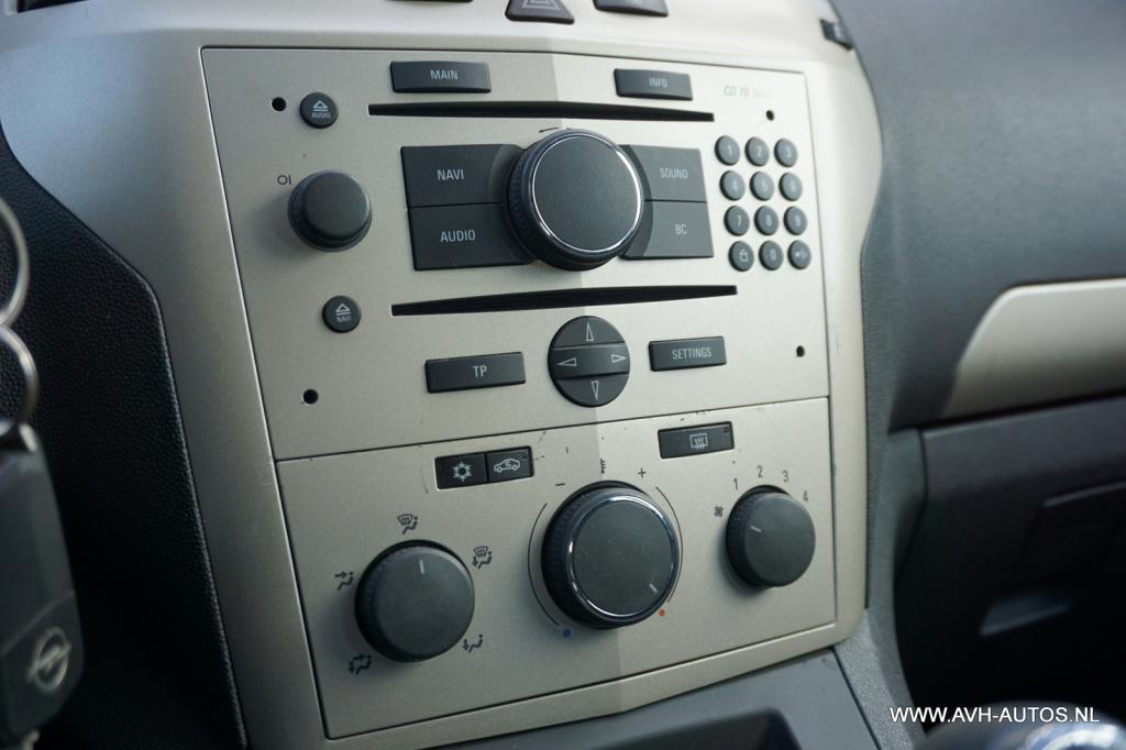 Opel Zafira 1.6 business, 7-persoons, nw-apk