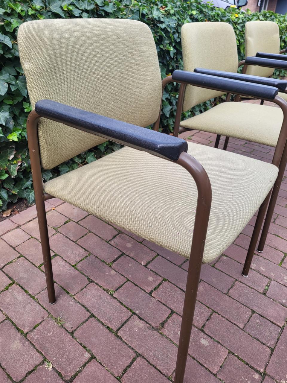 Vintage eetkamerstoelen groen