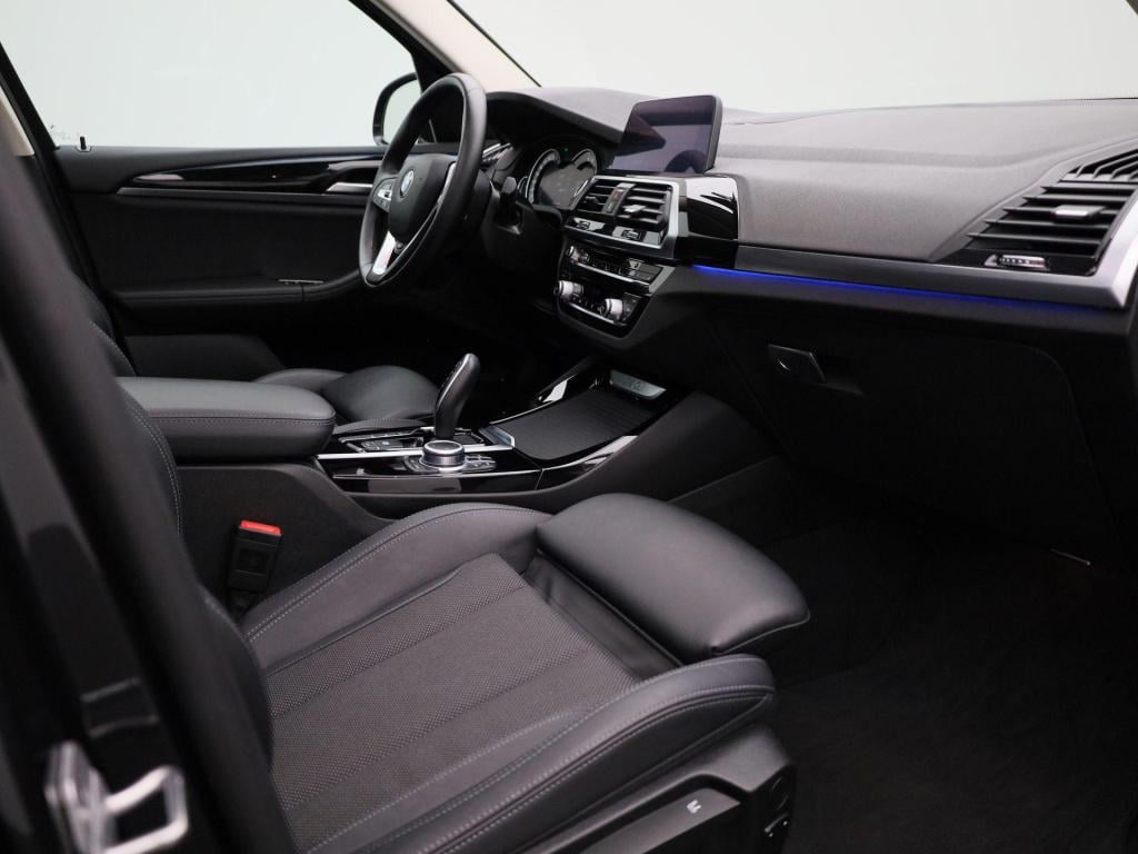 BMW X3 xdrive30e (135 kw) | automaat | panoramadak | trekhaak 2.000 kg | st