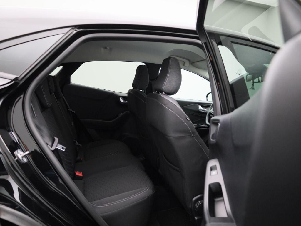 Ford Puma 1.0 ecoboost hybrid titanium