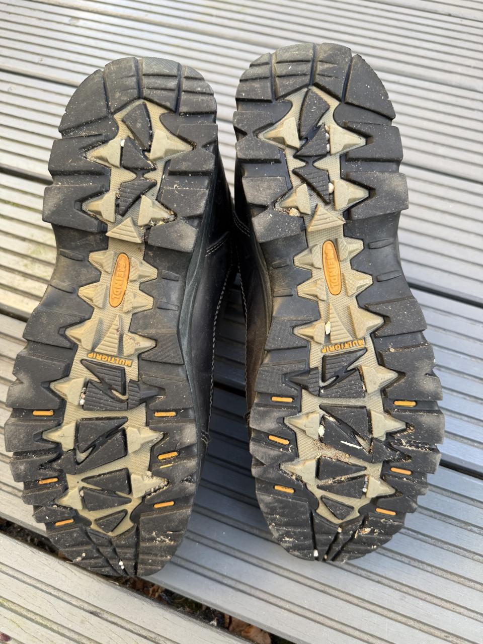 Weinig gebruikte bergschoenen/wandelschoenen Meindl maat 44