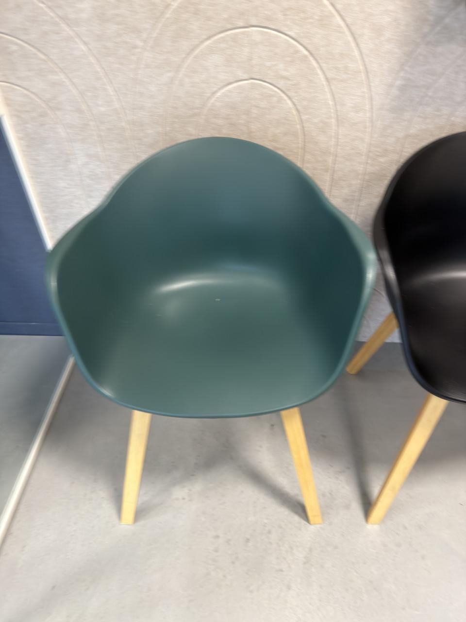 Tafel stoel (kunstof kuipstoelen 6 stuks)