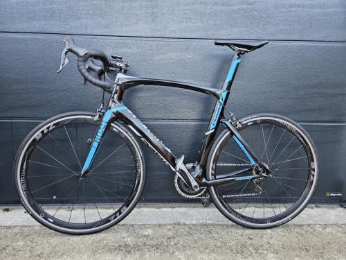 Ridley Noah met 11-speed Di2 Dura-Ace in de maat L