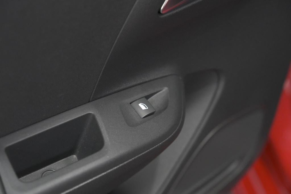 Opel Corsa turbo 100 gs line | parkeersensoren | apple carplay | 16 inch li