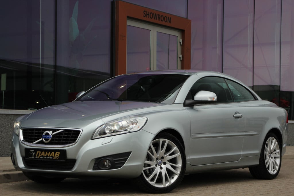 Volvo C70 convertible 2.5 t5 momentum | cruise | 230pk | leder/elec. stoele