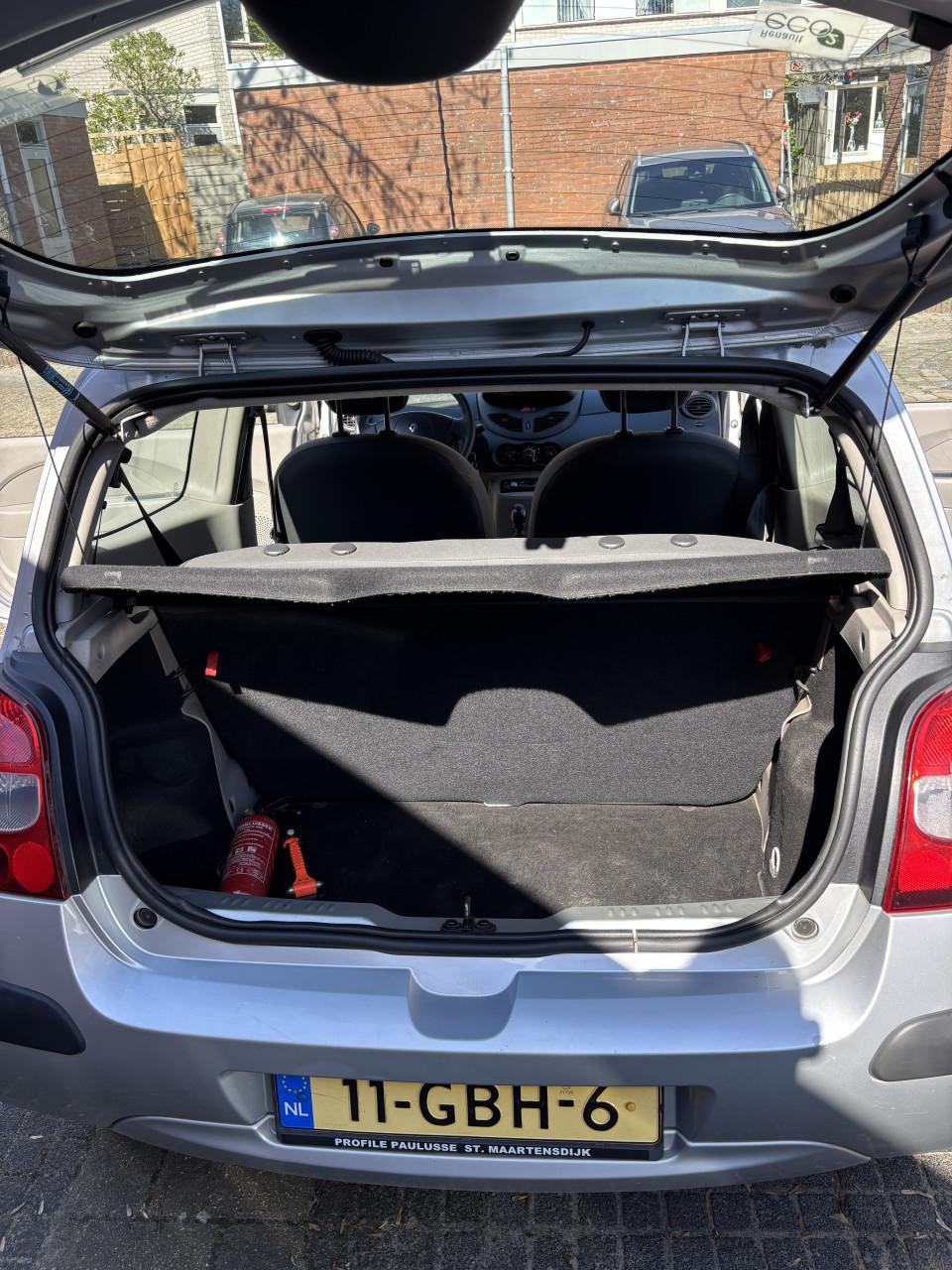 Renault Twingo 1.2 2008 Grijs